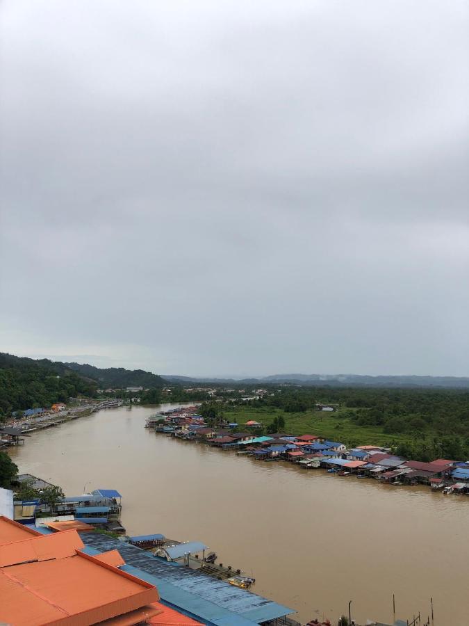 Purnama Hotel Limbang Kültér fotó