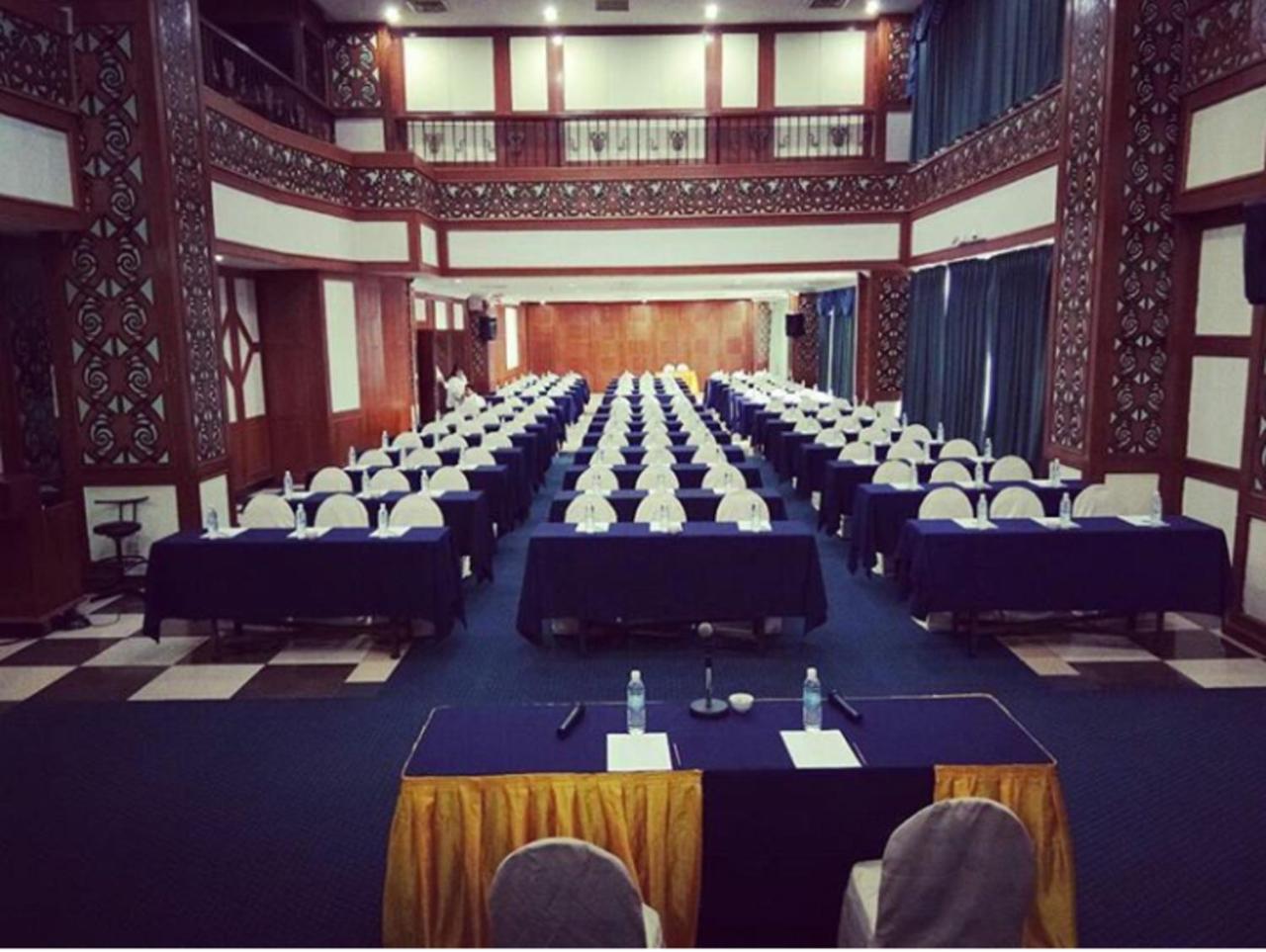 Purnama Hotel Limbang Kültér fotó